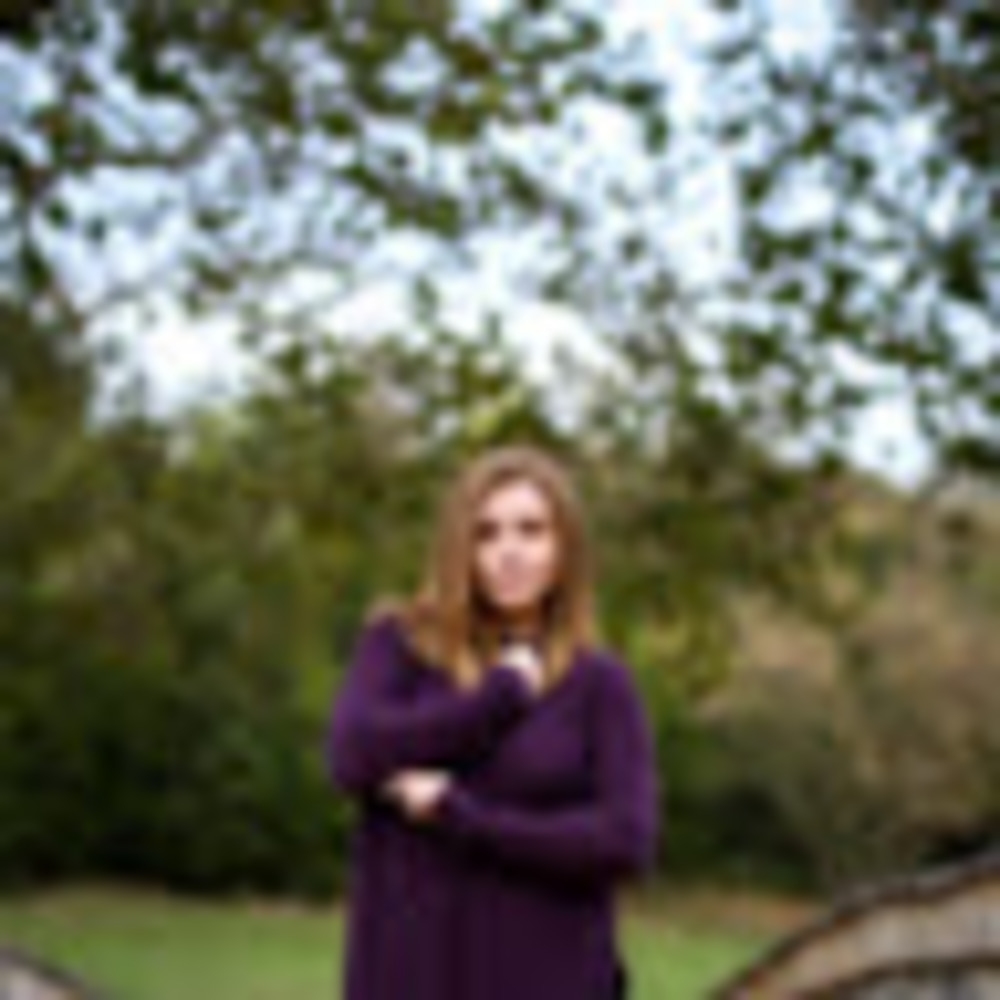Meet your Posher, Caroline